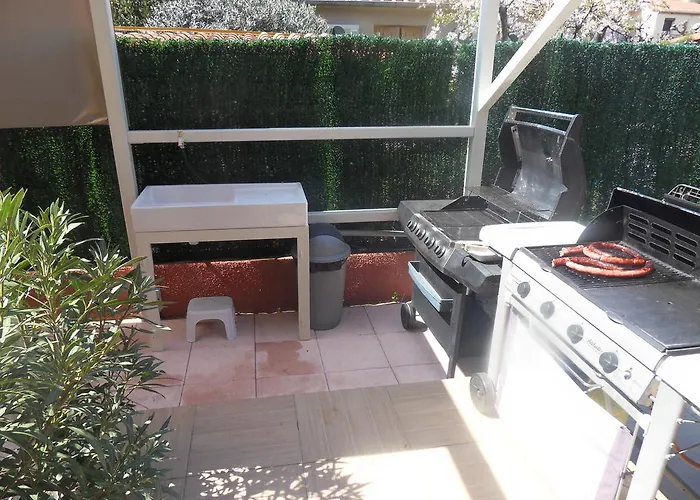 Guest house D'hotes De La Grone 4*