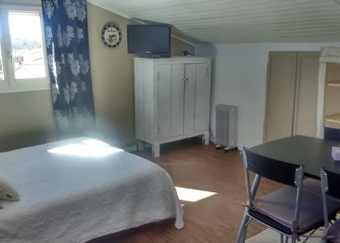 Guest house D'hotes De La Grone 4*