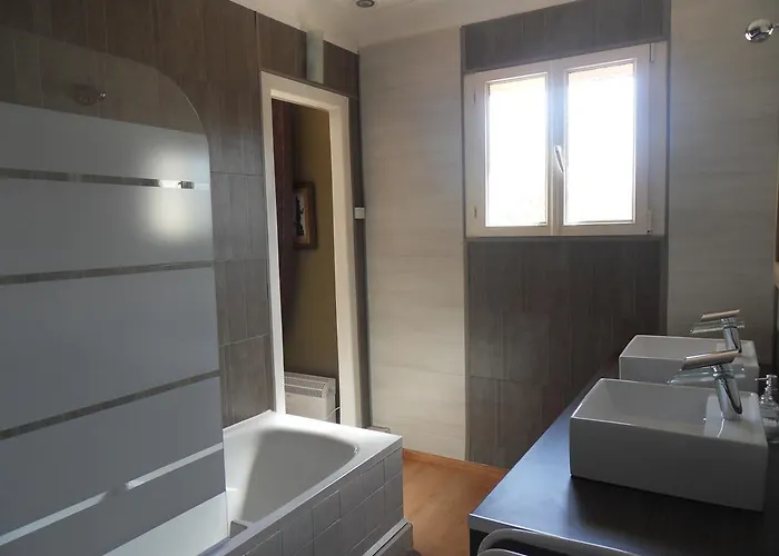 Guest house D'hotes De La Grone 4*