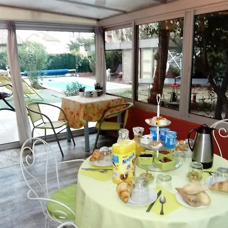 D'hotes De La Grone 4*