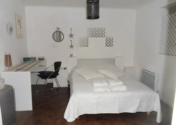 D'hotes De La Grone 4*